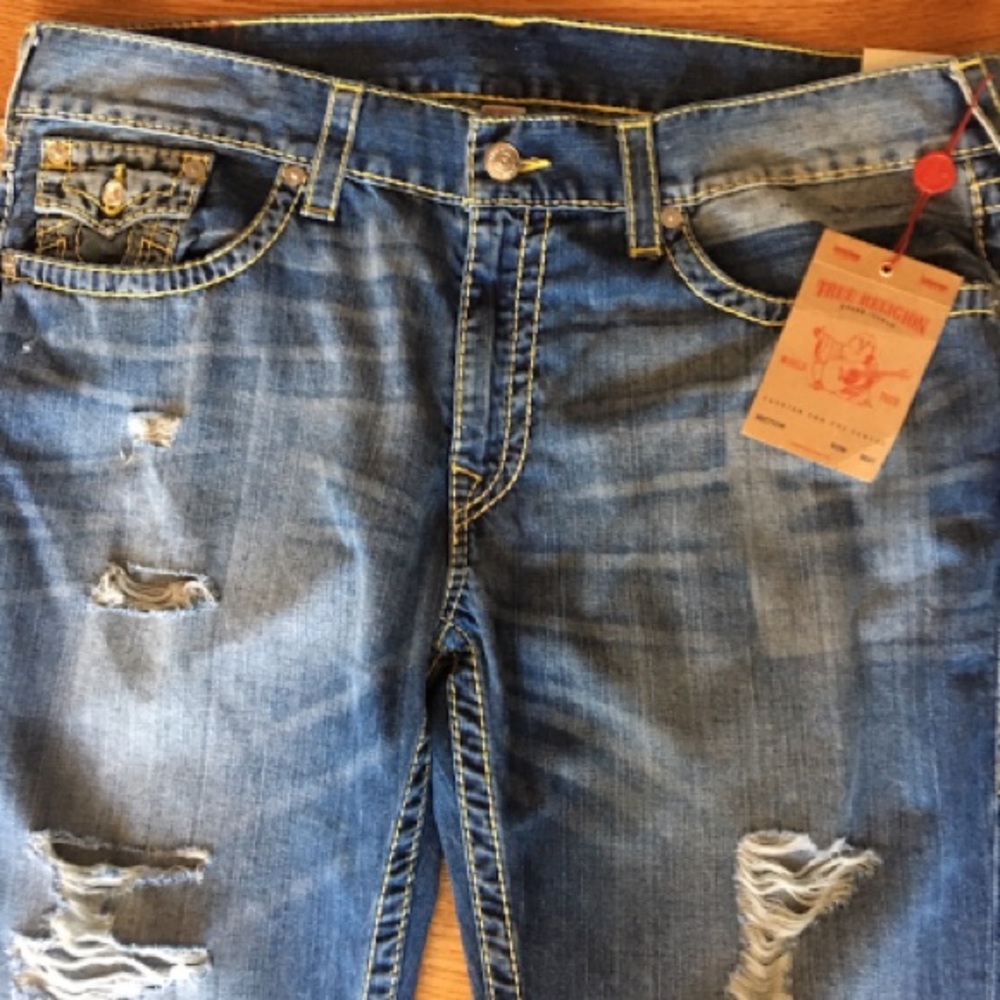 True Religion Straight Flap BIG T Distressed Jeans - Picture 3 of 8